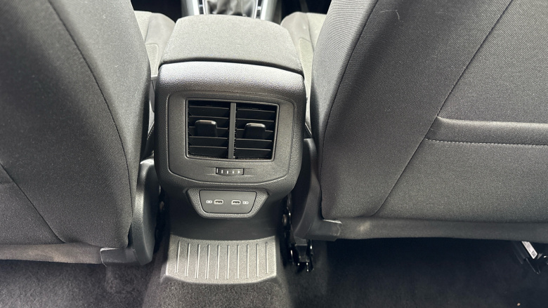 Volkswagen T-Roc 1.5 TSI Life 5dr Petrol Hatchback